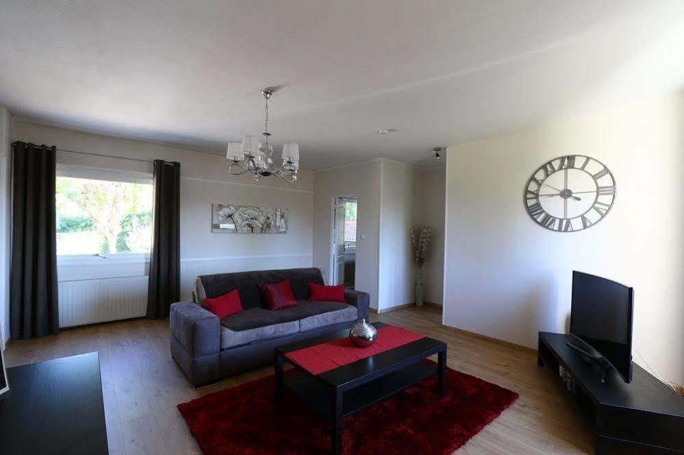 Logis Le Petit Casset 3* La Boisse