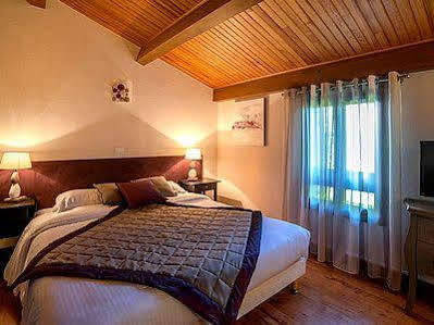 Hotel Logis Le Petit Casset