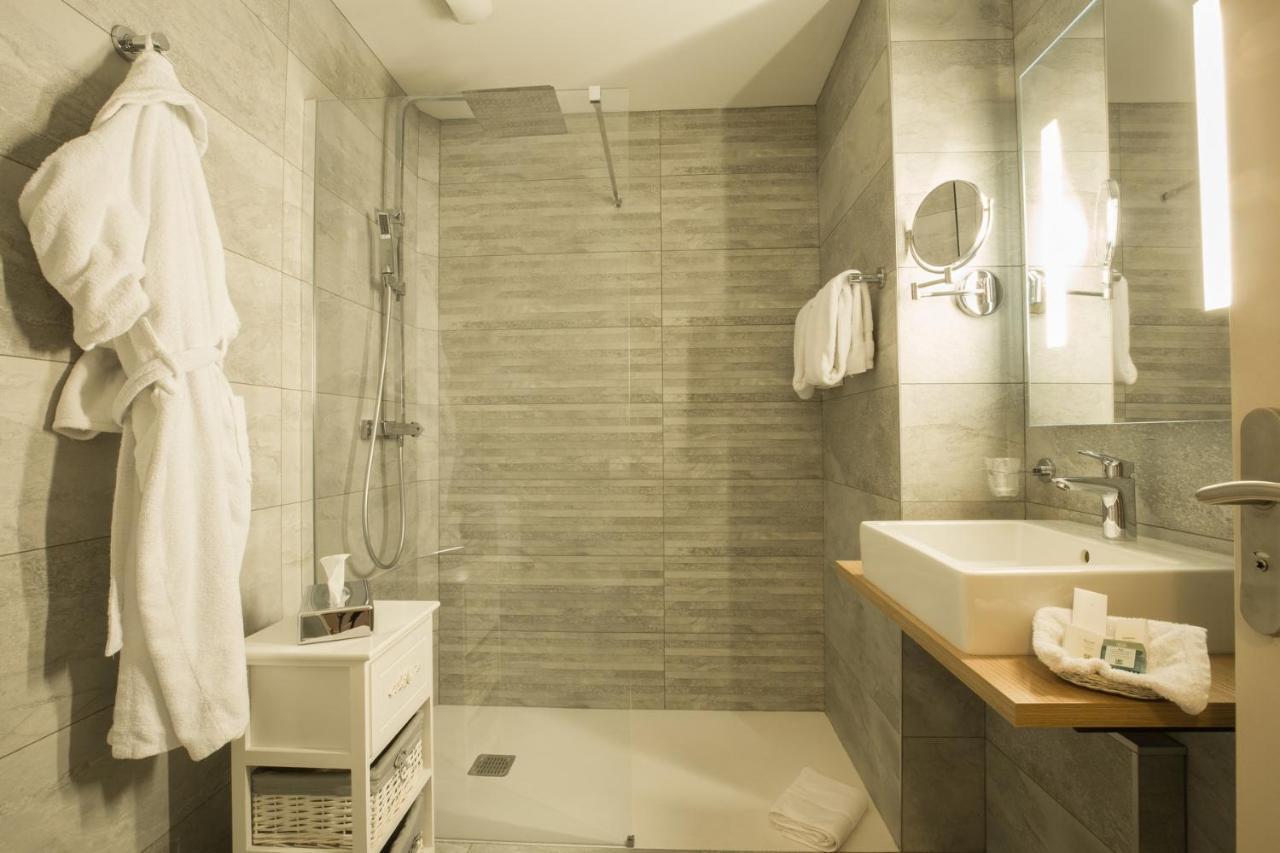 Logis Le Petit Casset Hotel 3*