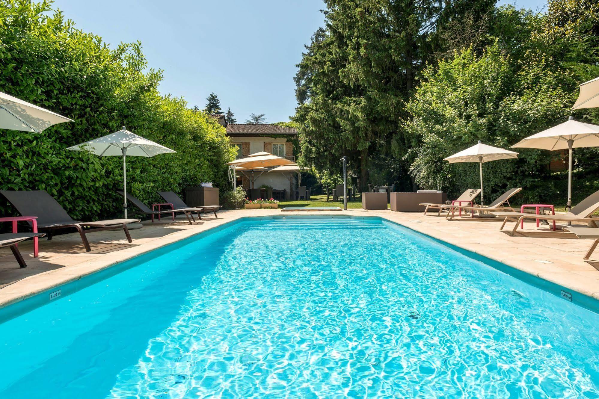 Hotel Logis Le Petit Casset
